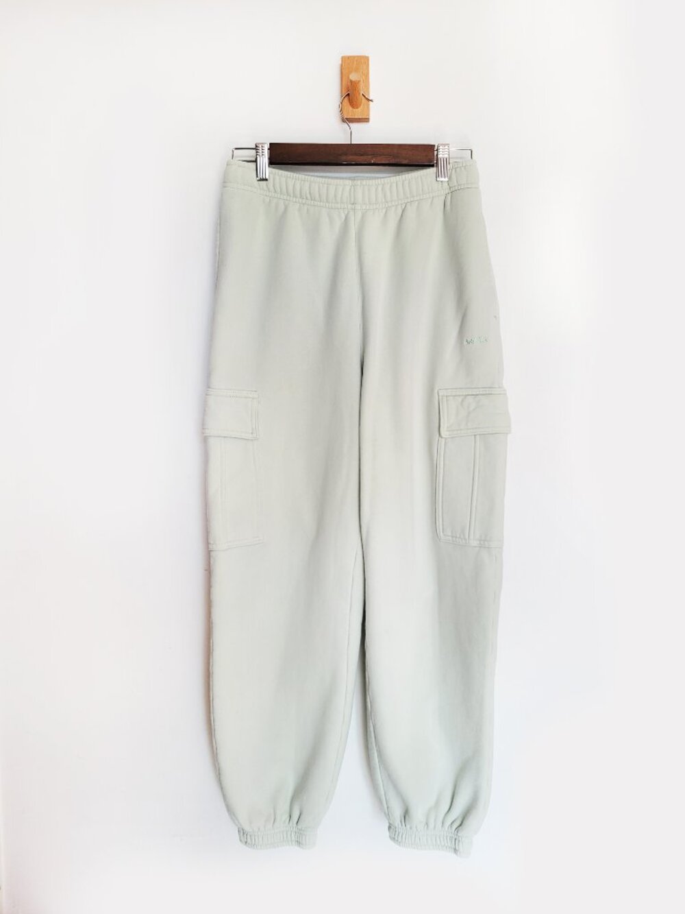 Aritzia Sweatfleece Mega Fit Sweatpants in Soft Mint Chip - Size Small